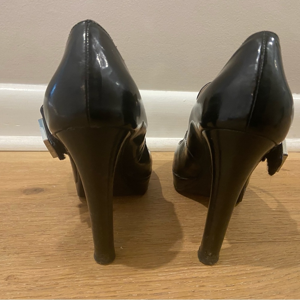 Michael Kors Black Patent Heels with Strap - Picture 5 of 8